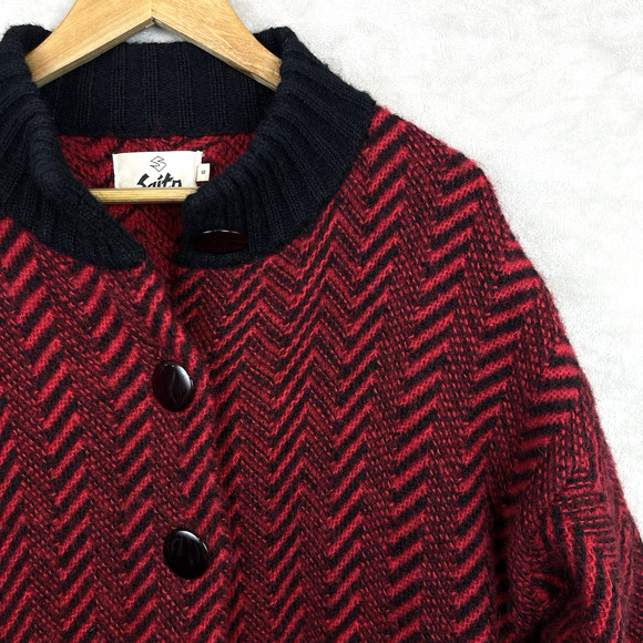 Vtg 80's Saito Small Chevron Large Button Wool Sweater Boom Boom Shoulder Pads - Picture 4 of 16